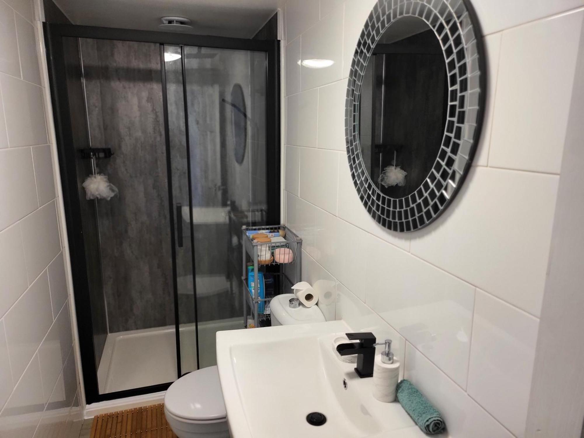 Birmingham Blissful Apartment With 2 Bedrooms Exterior photo