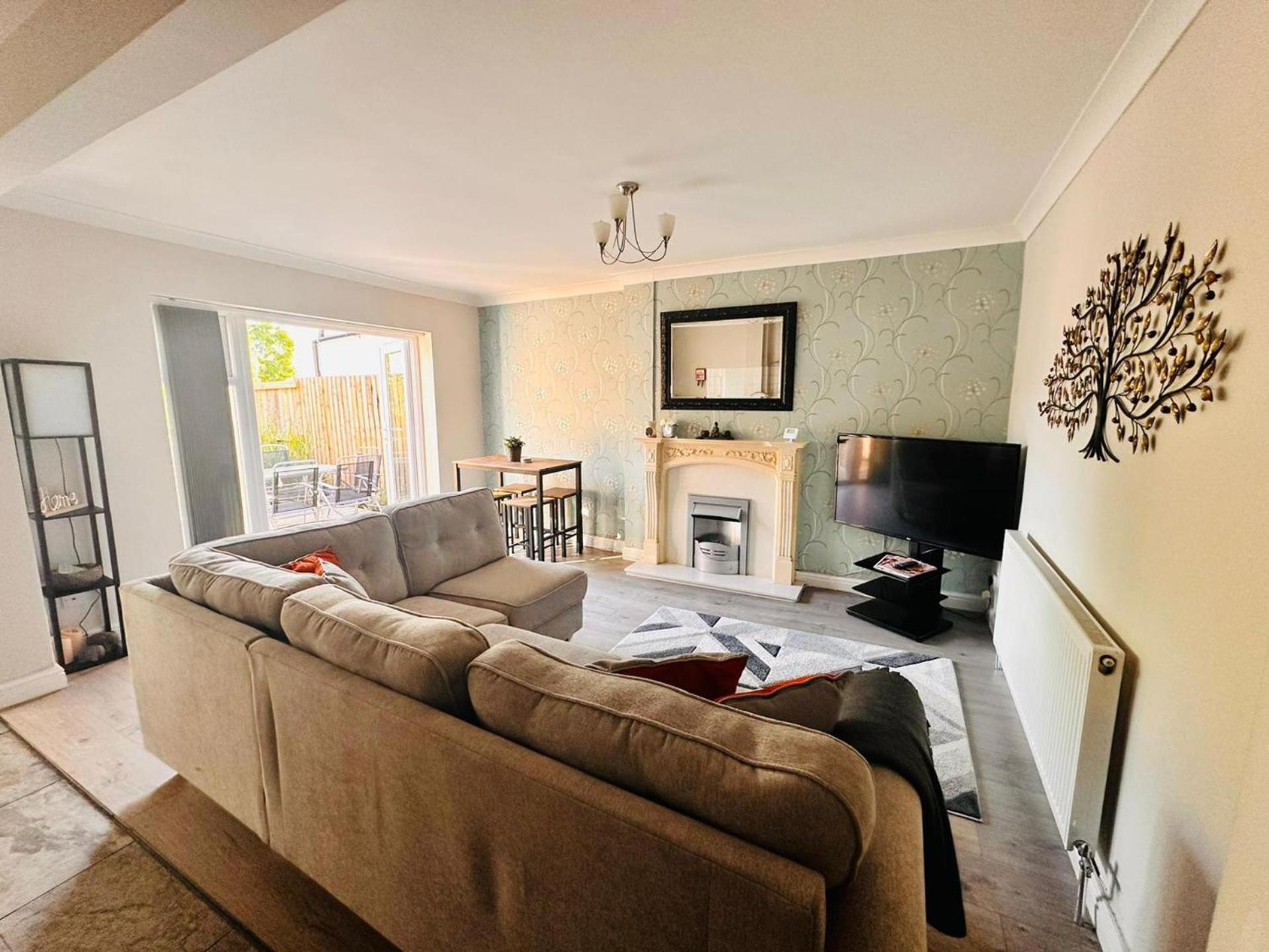 Birmingham Blissful Apartment With 2 Bedrooms Exterior photo